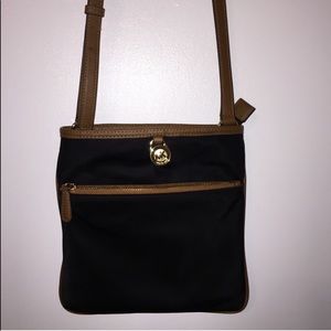 Michael Kors Kempton small cross body